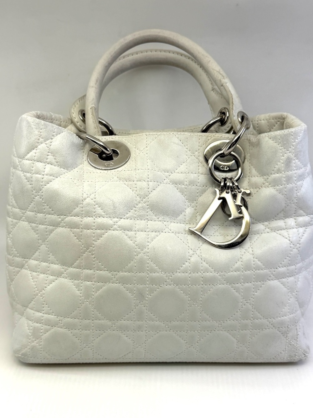 Christian Dior Cannage Medium Lady Dior HandBag, White color Leather